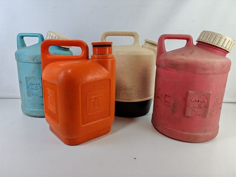 Lote siguiente: Bidones Conservadores Vintage para la Decoración