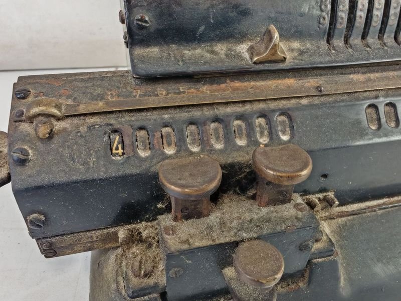 Item 845872 - Image 3