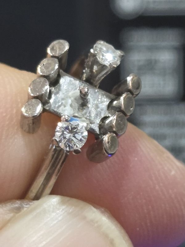 Item 882519 - Image 1