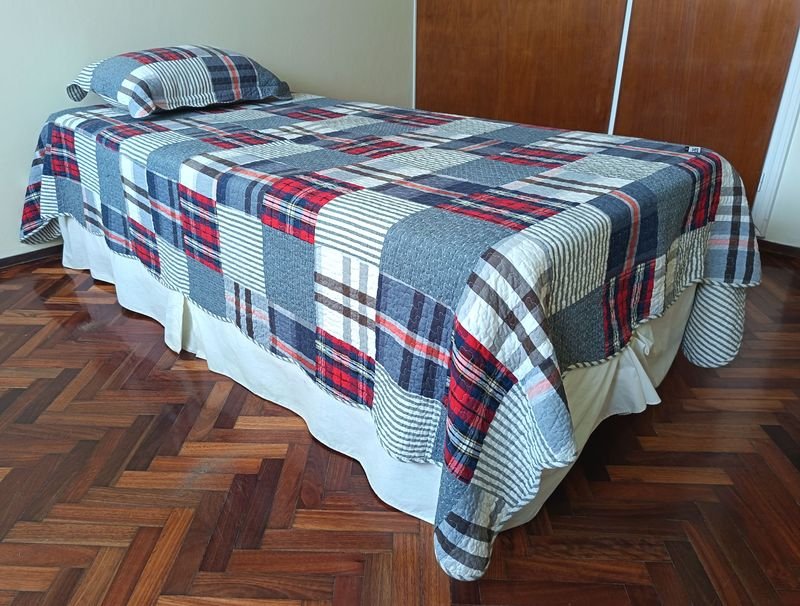Somier 1 Plaza Divino Línea Symphony con Colchón, Box y Juego de Cama