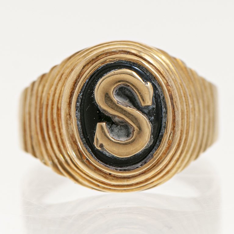 Lote anterior: Anillo de Oro con Letra S