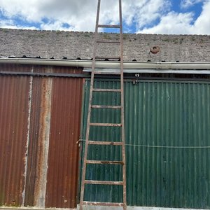 Lote siguiente: Escalera de Hierro de 4 Metros