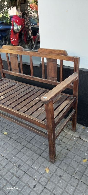 Sillon de Sala en Madera de 2 Cuerpos en Buen Estado - imagen 2