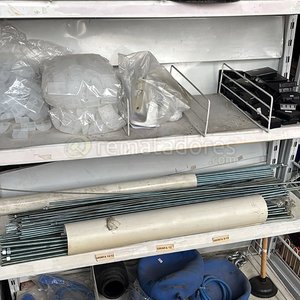 Lote Variado de Artículos de Remate - imagen 1