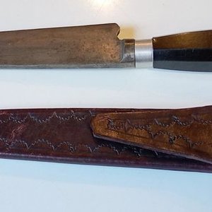 Cuchillo Franzwenk Solingen con Cabo de Baquelita y Vaina de Cuero Repujada - imagen 2