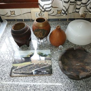 Lote siguiente: Lote de Mates y Accesorios de Decoración