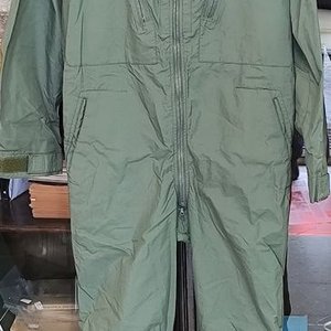 Lote siguiente: Mameluco Piloto Inglés Type MK16B Talle 6 Verde Militar Nuevo