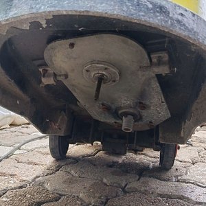 Lavadora y fregadora de pisos profesional Dixter Super Kliner 550. Equipo robusto de alta productividad diseñado para limpiar y secar superficies medianas a grandes en una sola pasada, optimizando drásticamente los tiempos de trabajo - Con Detalles Se Vende a al Vista - imagen 13
