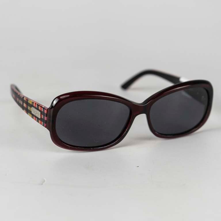 Lote siguiente: Lentes de sol Rocker para hombre