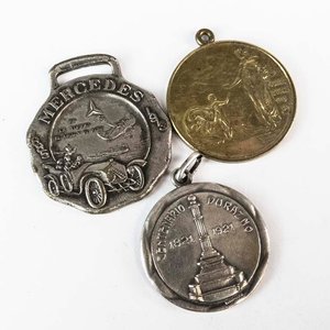 Lote siguiente: Lote de 3 Medallas de Bronce de Uruguay
