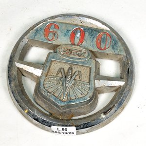 Placa Emblema Ford 600 Logo Circular Metal Vintage - imagen 3