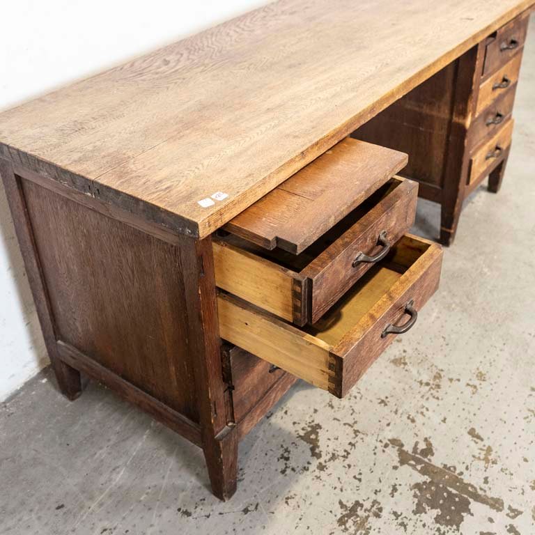 Escritorio en roble con ocho cajones y dos tablas - imagen 2