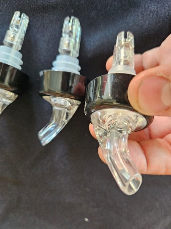 Picos vertedores de barman para bartender - imagen 2
