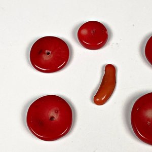 Ocho Corales Naturales Rojos para Joyería - imagen 3