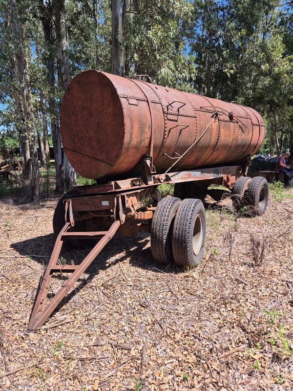 TANQUE MUY ANTIGUO TODO EN HIERRO - imagen 4