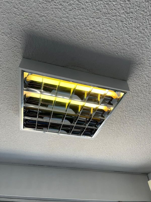 Item 899548 - Image 1