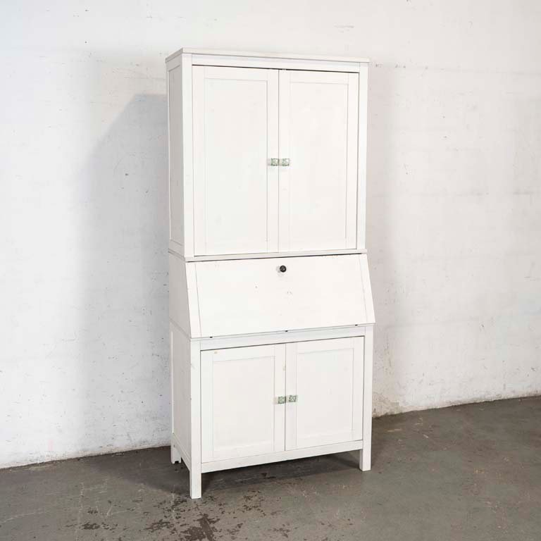 Lote siguiente: Secretaria con alzada pintada de blanco