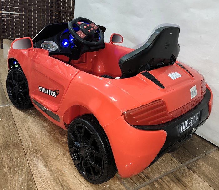 Coche juguete con control remoto y multimedia - imagen 3