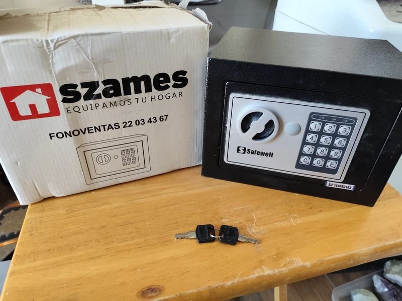 Item 902285 - Image 0