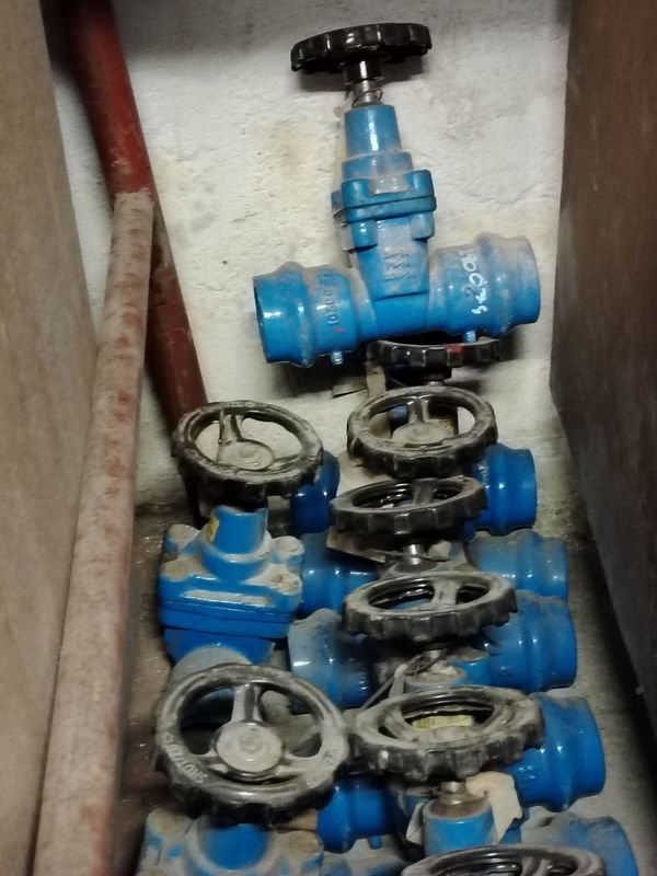 Válvulas de paso de PVC con rueda de mano - imagen 5