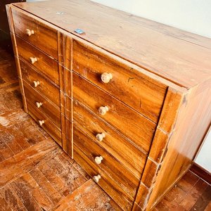 Cómoda de Madera con 4 Cajones Amplios - imagen 3