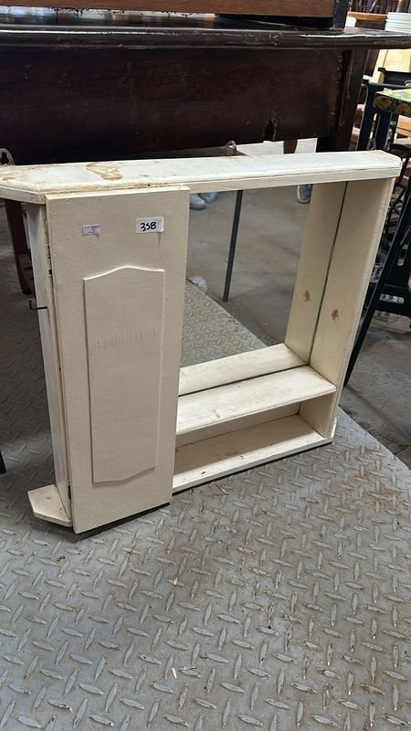 Botiquín de baño con puertas y mesa - imagen 2