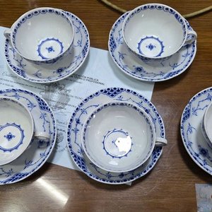 Juego de 6 Tazas con Platos de Porcelana Royal Denmark - imagen 6