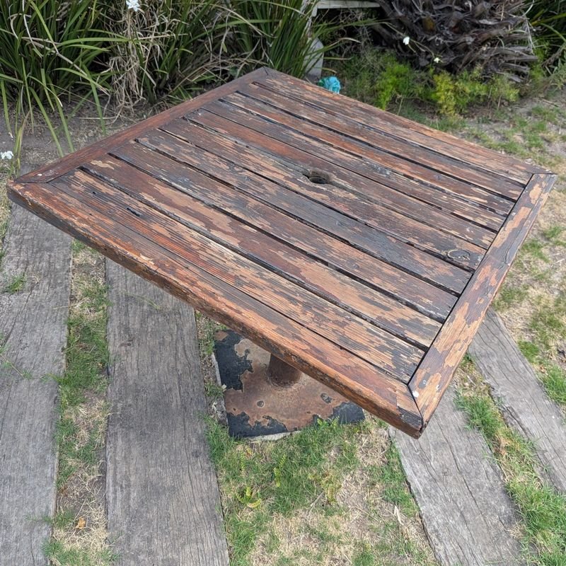 Mesa y banco de madera para exterior - imagen 4