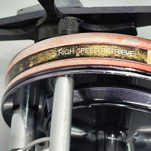 Reel Rotativo Abu Garcia Ambassadeur 5000 Clásico Sueco - imagen 4