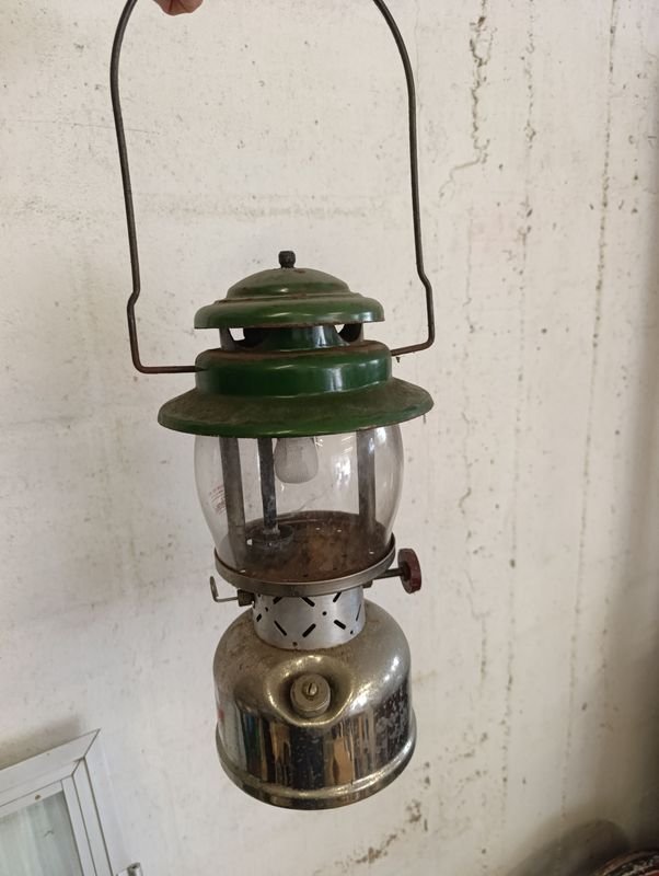 Lámpara de camping vintage Coleman - imagen 3