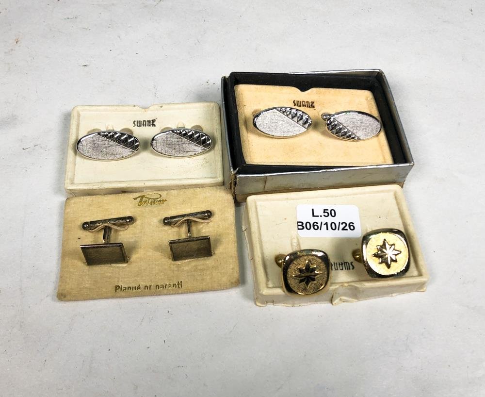 Cuatro Pares de Gemelos y Prendedores Vintage