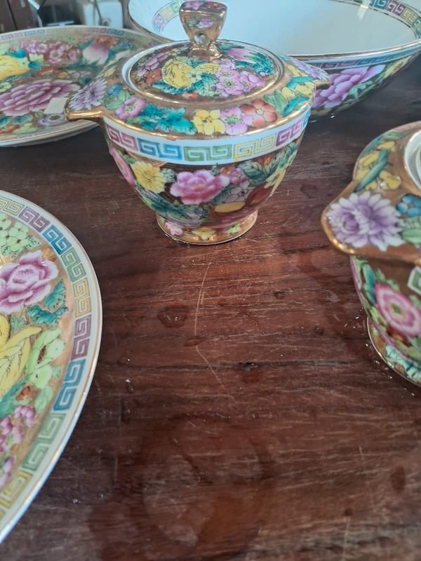Porcelana y Cerámica Chinesa con Diseño Floral - imagen 13