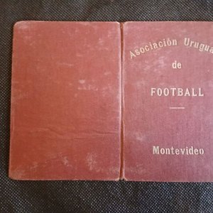 Carnet Oficial de Jugador AUF de Hugo Sevilla (1920-1930) - imagen 3