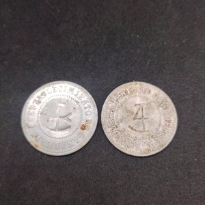 Lote de 2 Fichas de Estancia o Esquila con Marca de Ganado y Número 4 - imagen 2