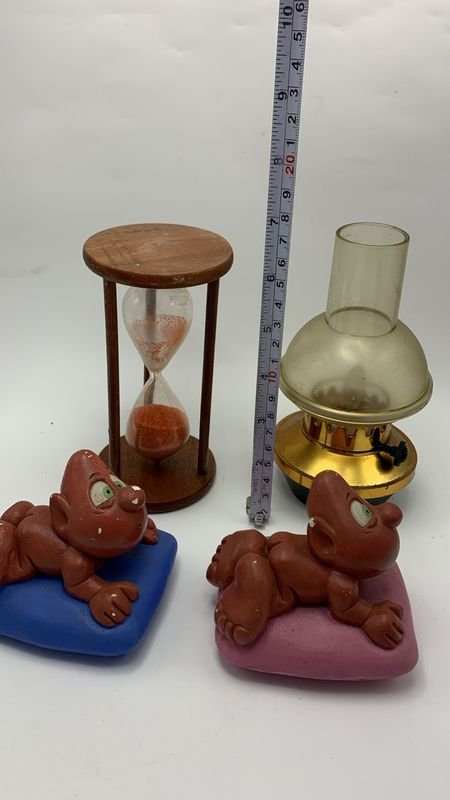 Lote anterior: Lámparas y Figurines Decorativos