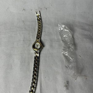 Reloj de Pulsera Dama Nuevo Sin Uso - imagen 1