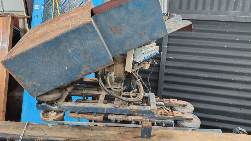 Lote siguiente: Maquina Selladora Automática en Mal Estado