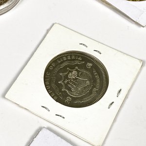 Lote de 18 Monedas Conmemorativas Diversas - imagen 4
