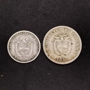 Dos Monedas de Plata de Panamá: 5 Centésimos de Balboa 1929 - imagen 2