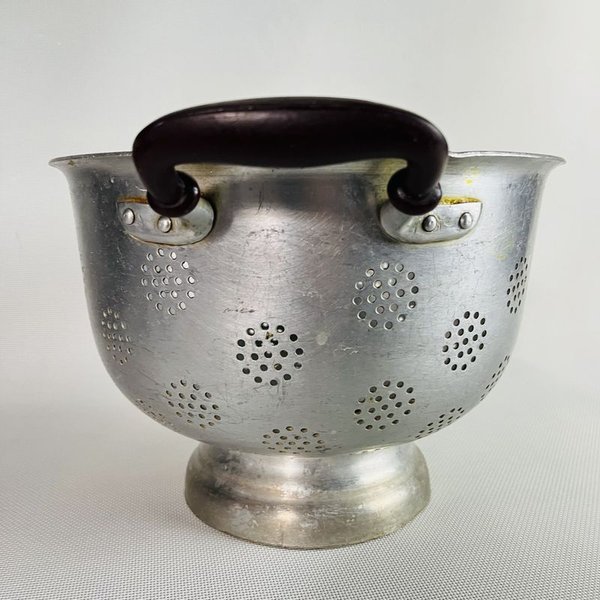 Colador grande de aluminio - Coladores y accesorios para la cocina - imagen 3