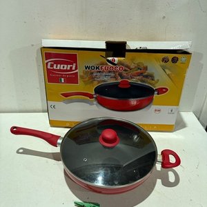 Wok Cuori Wokfuoco Rojo Sin Uso con Tapa de Vidrio - imagen 1