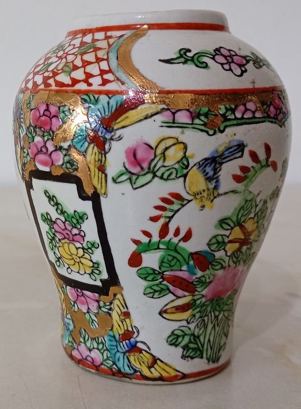 Florerito de Porcelana Oriental con Diseño Floral y Aves Policromado - imagen 3