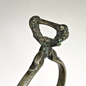 Estribo Antiguo de Metal con Figura de Águila - Broqua y Scholberg - imagen 3