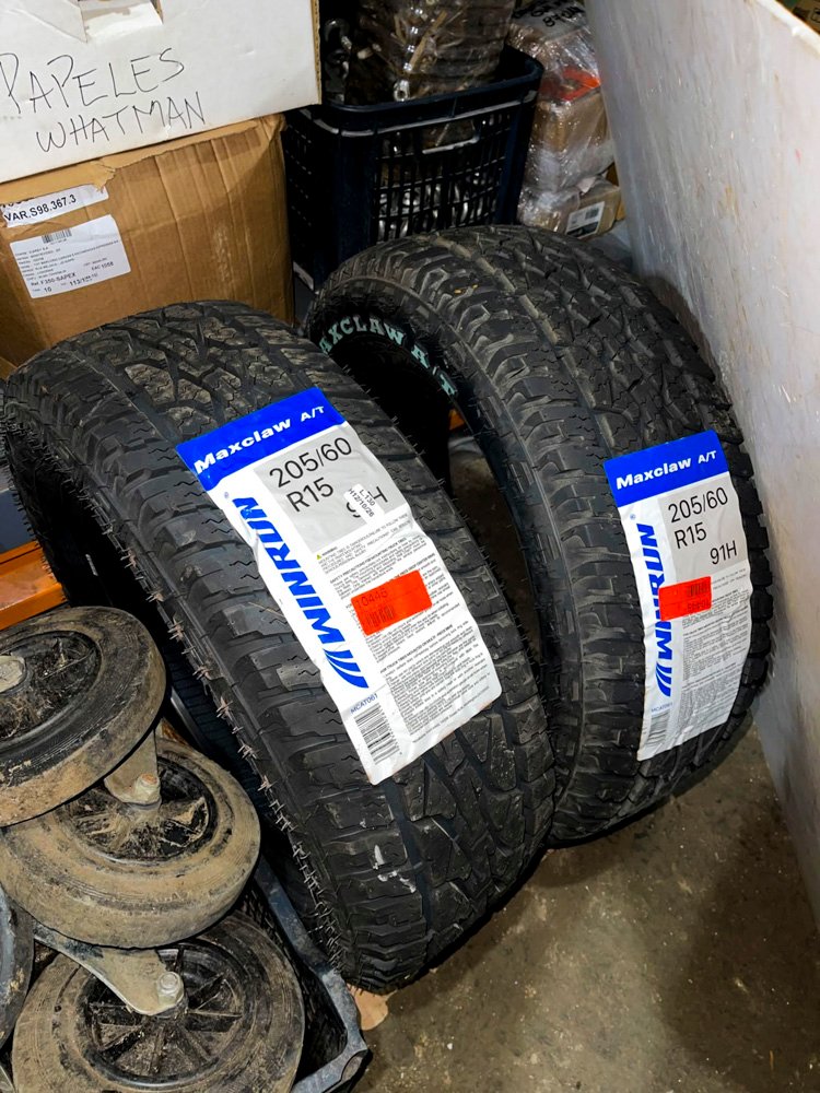 Dos Cubiertas Nuevas MaxClaw A/T 205/60 R15