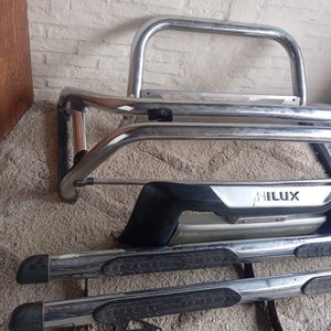 Kit Accesorios Cromados para Toyota Hilux: Estribos Bepo, Defensa y antivuelco - imagen 8