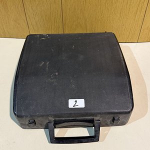 Lote anterior: Máquina de Escribir Portátil Brother 210 Naranja con Tapa