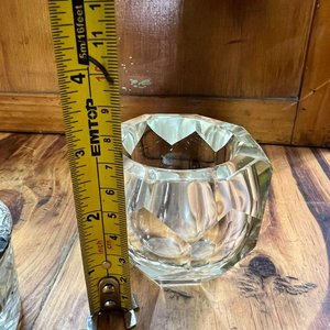 Lote de 3 pequeños ceniceros y recipientes de cristal tallado - imagen 7