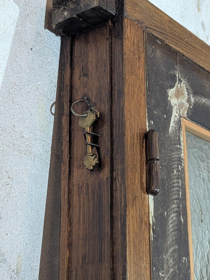Puerta antigua de frente doble hoja y marco en cedro - imagen 9