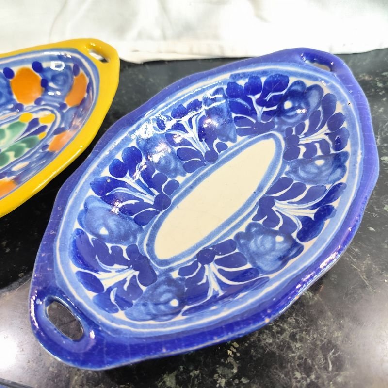 Dos copas de mayólica tipo Talavera mexicana, artesanía manual - imagen 3