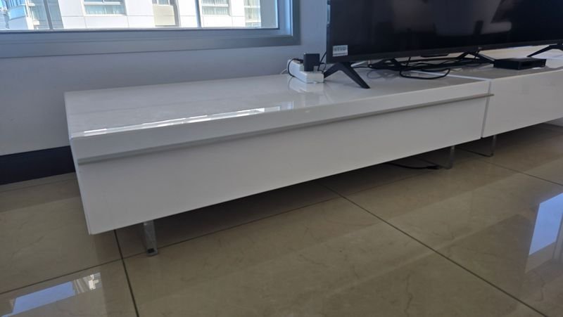 Item 911989 - Image 2